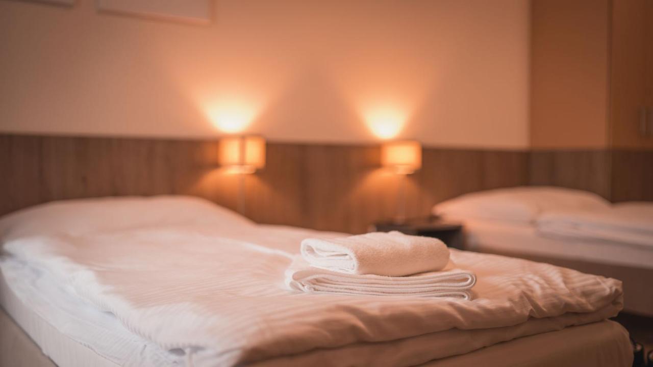 Wellness Penzion Smerdzonka - Kupele Pieniny Cerveny Klastor Exterior photo